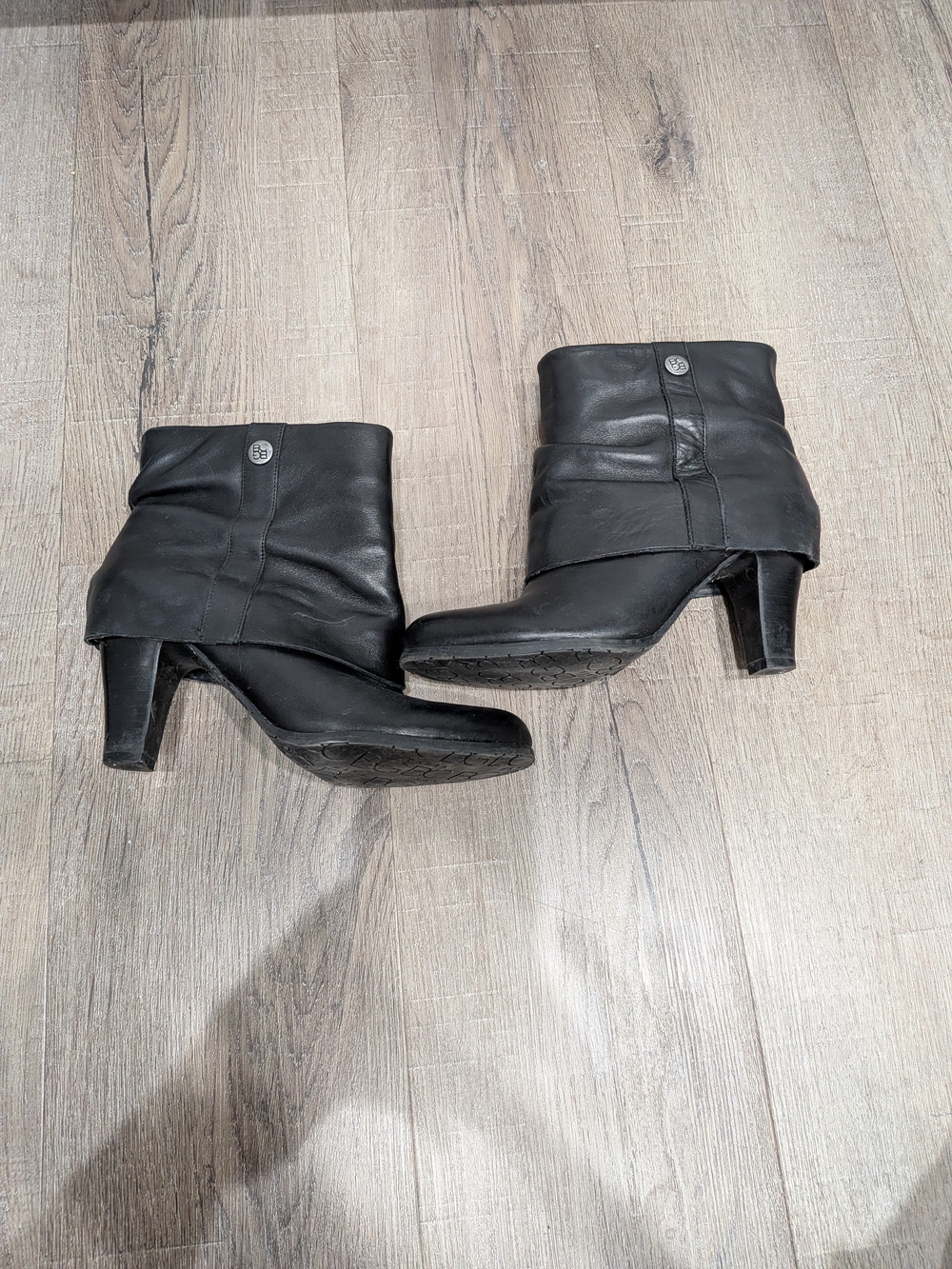 BCBG Black Leather Fold-Over Ankle Boots, Size 7